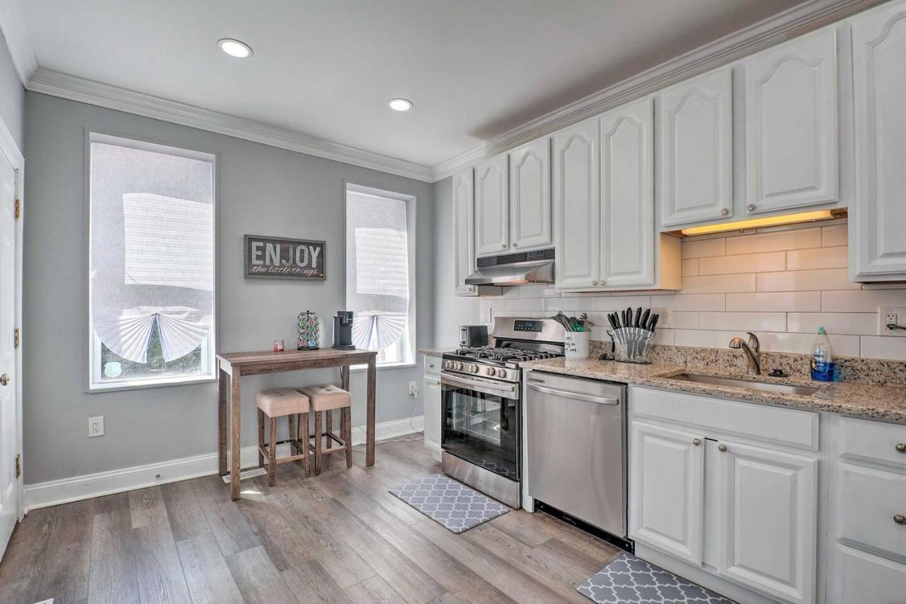 Baltimore Abode, Walk To Cross Street Market! Екстер'єр фото