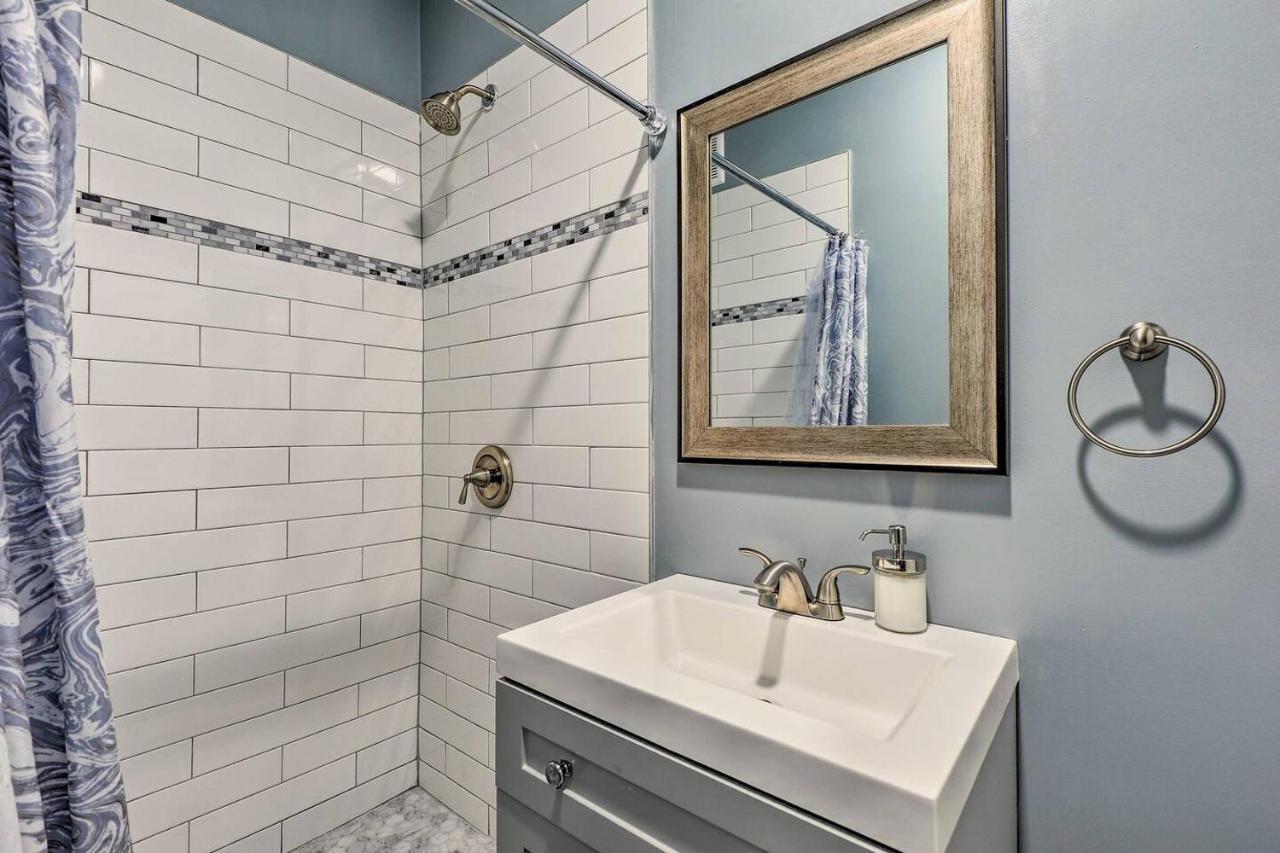 Baltimore Abode, Walk To Cross Street Market! Екстер'єр фото